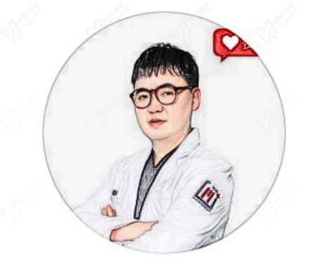 鎮(zhèn)江京口維樂口腔---王翼