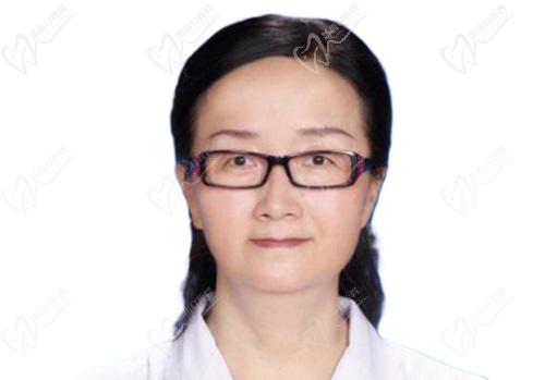 青海省人民 醫(yī)院眼科李凌